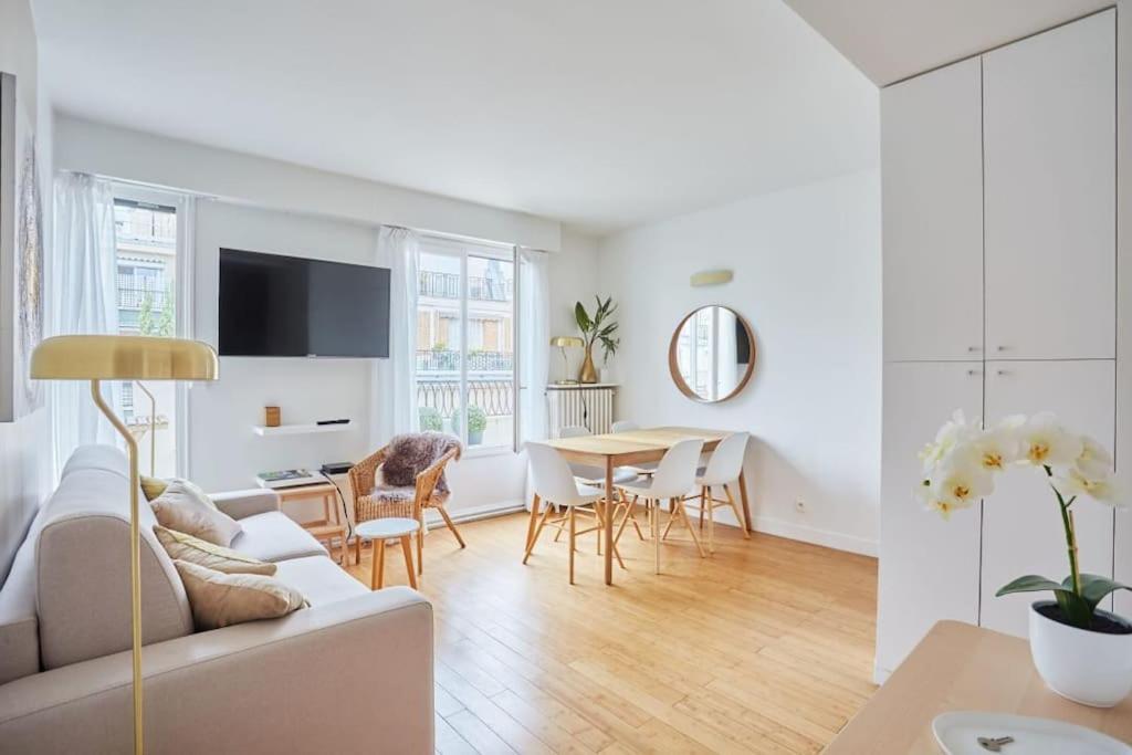Rent A Room Apartments - Degas Paris Extérieur photo